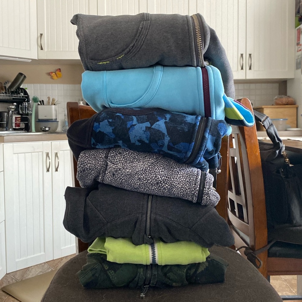 Lot of 7 Lululemon Scubas Size 10 and 12